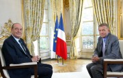 Photo : Entretien télévisé du Président de la République avec M. Patrick Poivre d'Arvor lors du journal de 20 heures de TF1