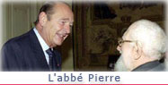L'abbé Pierre, grand officier de l'ordre de la Légion d'honneur