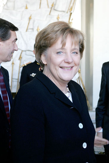 Portrait de Mme. Angela MERKELn Chancelière de la République fédérale d'Allemagne